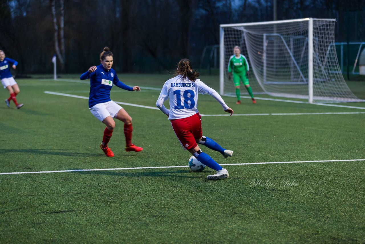 Bild 212 - wBJ Hamburger SV - Holstein Kiel : Ergebnis: 3:2